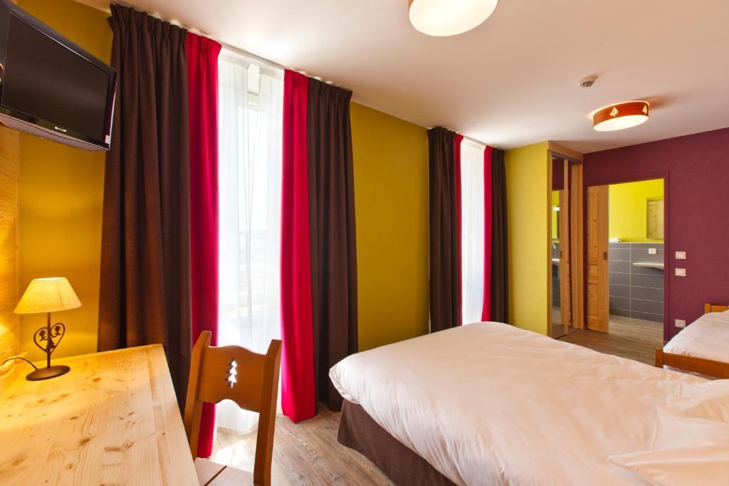 Logis Hotel Lbb - Les 2 Lacs Clairvaux-les-Lacs Quarto foto
