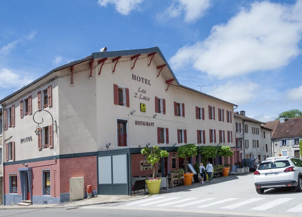 Logis Hotel Lbb - Les 2 Lacs Clairvaux-les-Lacs Exterior foto