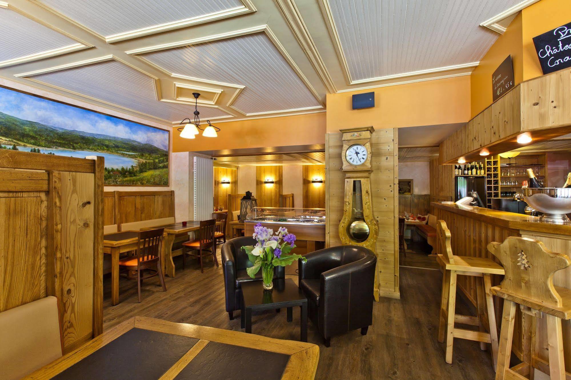 Logis Hotel Lbb - Les 2 Lacs Clairvaux-les-Lacs Exterior foto